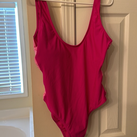 Bow sides full piece bathing suit - Picture 2 of 4